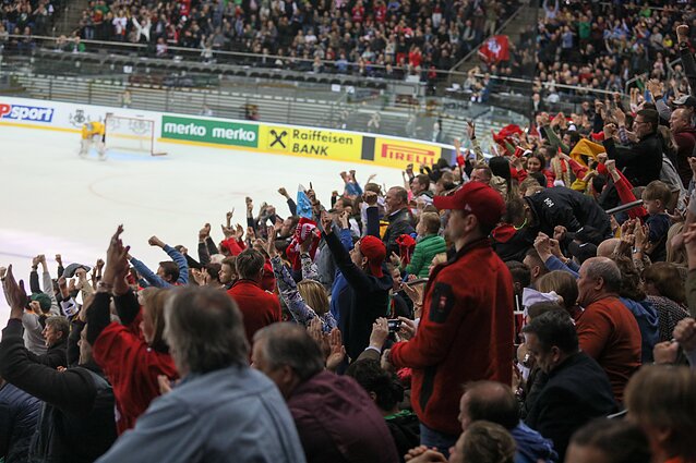 Sportas. Orai. Tarptautinė ledo ritulio federacija paskelbė, kad pasaulio čempionatas vyks tik Latvijoje (su vertimu į gestų k.)