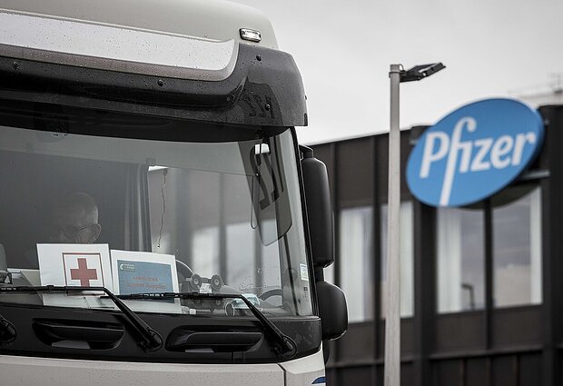 LRT RADIJO žinios. Lietuva gavo atnaujintus „Pfizer“ vakcinų pristatymų grafikus, bus tiekiama daugiau skiepų