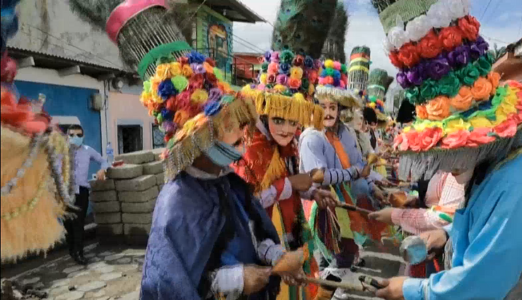 Būgnai, karnavaliniai kostiumai ir puiki nuotaika: Nikaragva mini San Sebastiano šventę