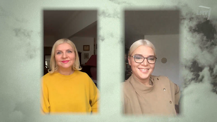 Veranda. Interjero dizaino sprendimai – klasikinės mėlynos pritaikymas, miško motyvai ir žaislų derinimas