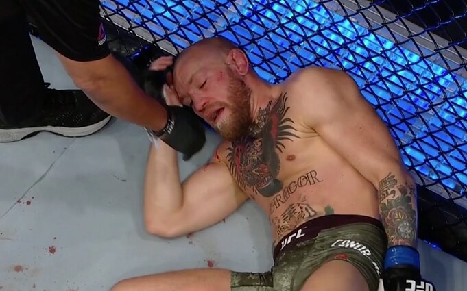 Sportas. Orai. McGregoro sugrįžimas – itin nesėkmingas: airis patyrė nokautą jau antrame raunde (su vertimu į gestų k.)