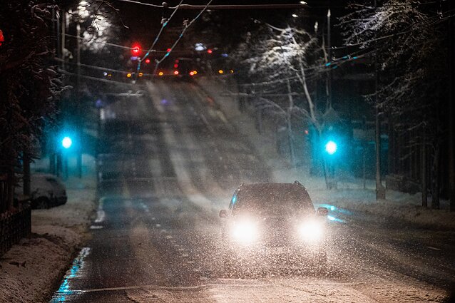 Žinios. Automobilių kelių direkcijos duomenimis, eismo sąlygos sudėtingos visoje šalyje