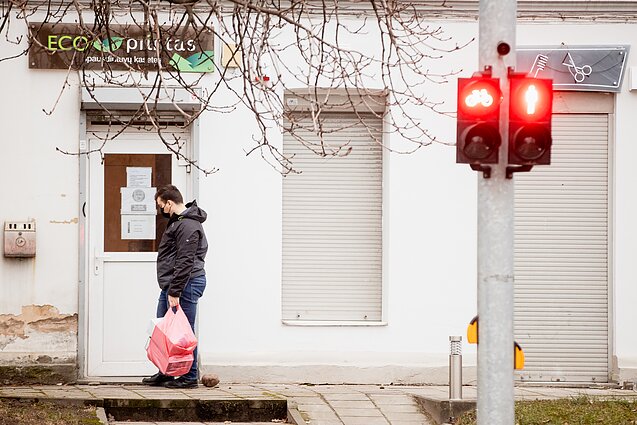 Laba diena, Lietuva. COVID-19 aktualijos – apie Lietuvoje švelninamą karantiną ir dėl vakcinos gamybos kartu dirbančias konkurentes
