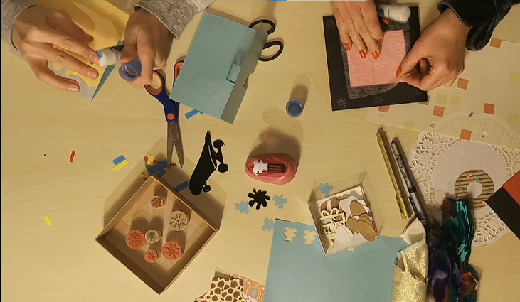 Idėja savaitgaliui su vaikais: kūrybiškų atvirukų iš namie esančių medžiagų gamyba