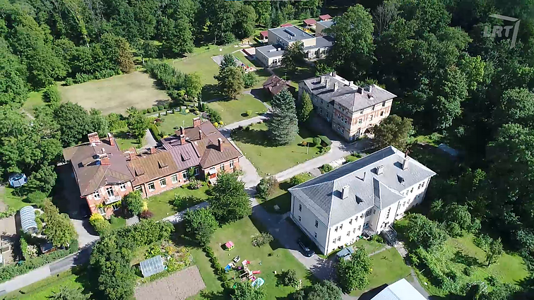 Kas 16 – tam - po vieną paveldo objektą