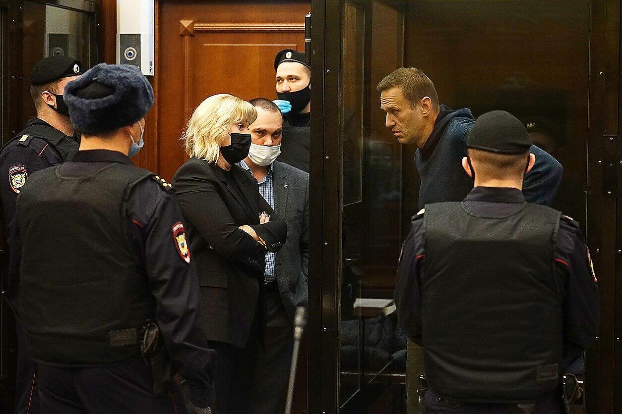 Laida rusų kalba. Maskvoje vyksta Aleksėjaus Navalno teismas