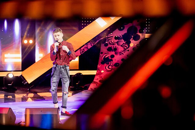 Dainuok su manim. I laida. Nikita Yusupov – „I`ve Got The World On A String“