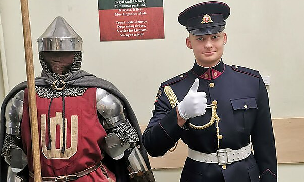 Į Lietuvą Enriki sugrąžino pareiga tėvynei: savo pavardę rado šauktinių sąraše