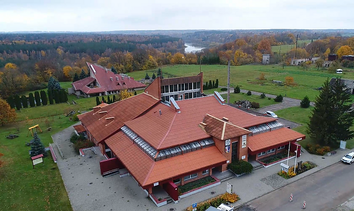 Kultūrnamio labirintai ir sovietinis vitražas su Gedimino stulpais