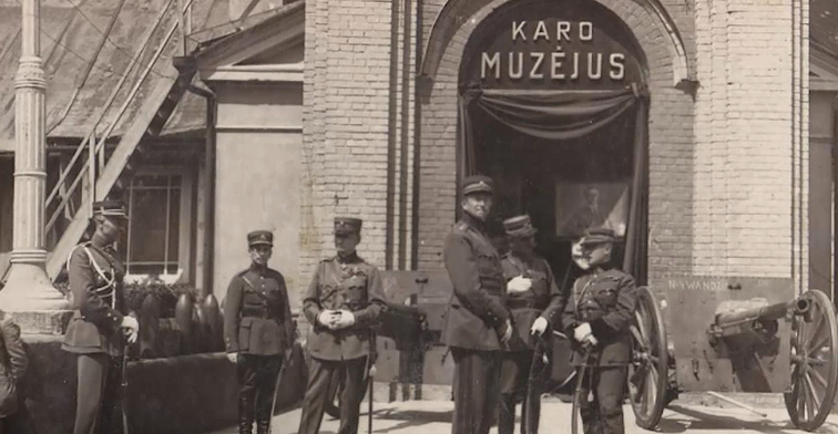 Vytauto Didžiojo karo muziejui – 100: gen. Vladas Nagevičius, pirmieji eksponatai ir okupantų kėsinimasis į paveldą