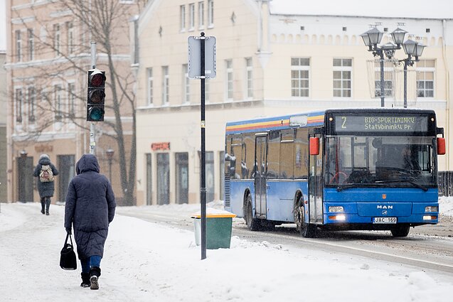 Laba diena, Lietuva. Laisvinant karantiną, ekspertai primena: nesilaikydami saugumo priemonių turėsime trečiąją bangą