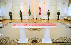 G. Nausėda įteikė Valstybės apdovanojimus Lietuvos valstybės atkūrimo dienos proga