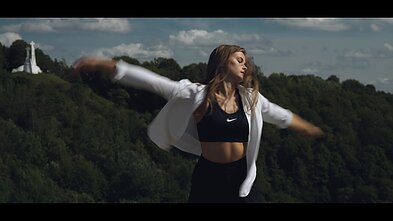 Voldemaro Petersono klipo akimirka