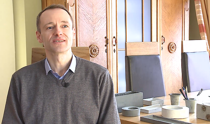 Gyventi kaime gera. Rūkytos mėsos cechas ir išskirtiniai betono gaminiai