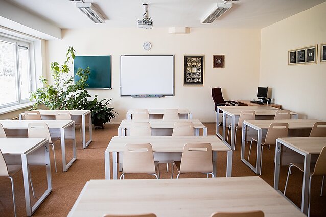 Laba diena, Lietuva. Dalis Vilniaus pradinukų grįžo į mokyklą – tikimasi sėkmingų eksperimento rezultatų