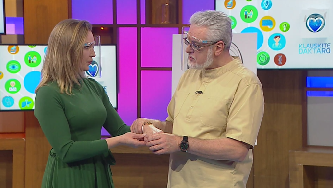 Klauskite daktaro. Patarimai, kaip numesti svorio miegant, viskas apie pigmentines dėmes ir ryto mankšta su Bakėjumi