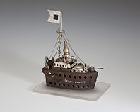 Vladlenas Gavrilčikas, „Pas Malevičių“. 1991. Metalas, mišri techika. LNDM