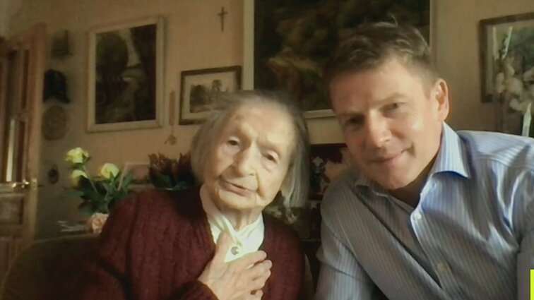 100 metų jubiliejų mininti Mariaus Jovaišos močiutė: šeimoms linkiu žiūrėti ne vienas kitam į kaktą, o ką širdyje turi