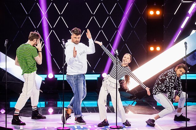 Dainuok su manim. III laida. Alana Šport ir „Twosome“ – „Think About Things“