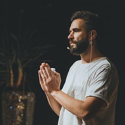 Pilno metro. režisierius Andrius Lekavičius: 90-ieji – įdomiausias laikmetis, kuriame man teko gyventi