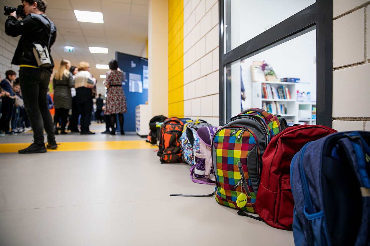 Mokykla (asociatyvi)