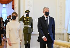 Lietuvos prezidentas Gitanas Nausėda priima Estijos prezidentę Kersti Kaljulaid Lietuvos prezidentas Gitanas Nausėda priima Estijos prezidentę Kersti Kaljulaid
