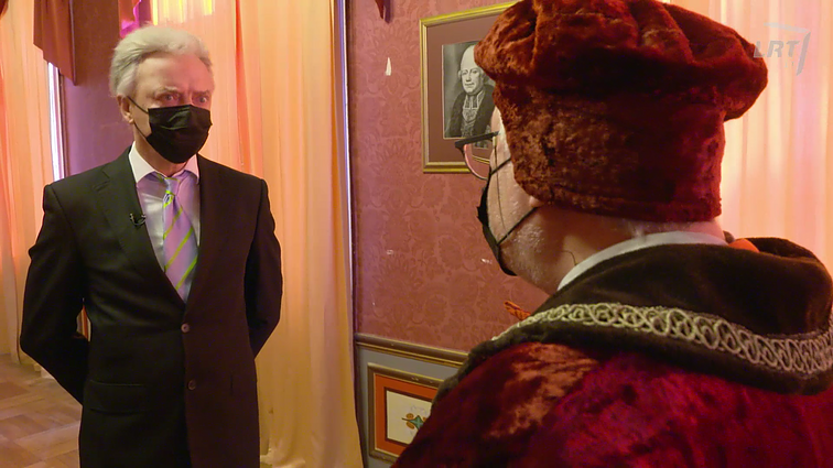 Dviračio žinios. Prezidentūros inkvizitorius, skiepais patenkinti senjorai bei virtualus policijos patrulis