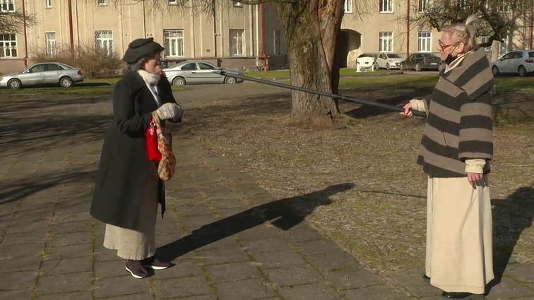 Dviračio žinios. Senjorė Apolionija: gavau trečią skiepą, o dar vieną namo parsinešiu!
