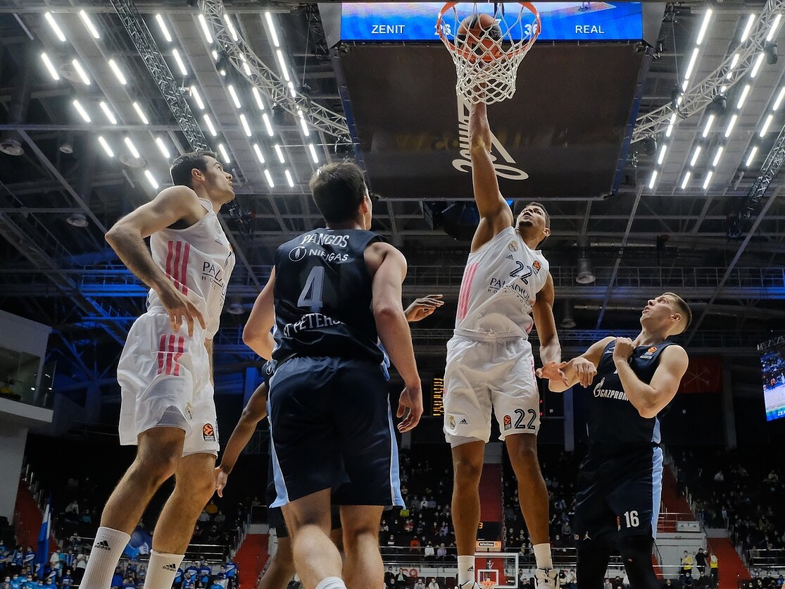 Madrio komanda iškovojo pergalę Madrio komanda iškovojo pergalę