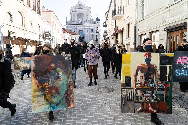 Protestas „Einanti paroda“