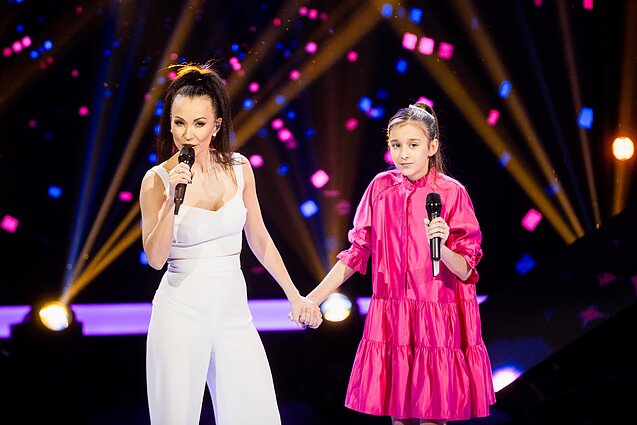 Dainuok su manim. IV laida. Augustė Paulavičiūtė ir Karina Krysko – „Dancing Queen“