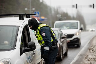 Policijos kontrolė Nemenčinės plente Policijos kontrolė Nemenčinės plente