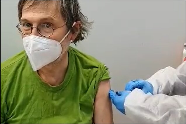 Europos Parlamento narys prof. Liudas Mažylis buvo paskiepytas nuo COVID-19 infekcijos