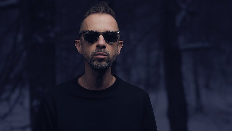 Premjera: Linas Adomaitis ir choras „Vilnius“ pristato partizano Dzūko dienoraščio įkvėptą himną laisvei