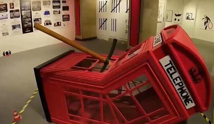 Banksy kūrinių paroda Miunchene: menininko kūryba ragina pagalvoti kaip elgiamės ir išryškina svarbiausias vertybes