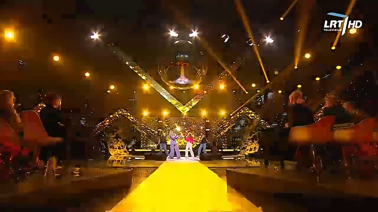 Dainuok su manim. V laida. Radvilė Galminaitė ir Liepa Norkevičienė – „I Wish“