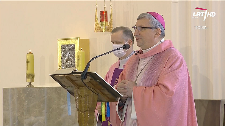 Šv. Mišios iš Alvito Šv. Onos bažnyčios