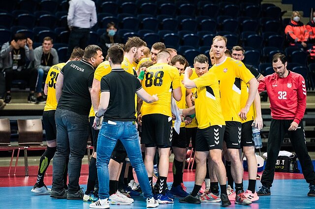 Sportas. Orai. Vyrų rankinio rinktinė iškovojo pirmąją pergalę Europos čempionato atrankoje