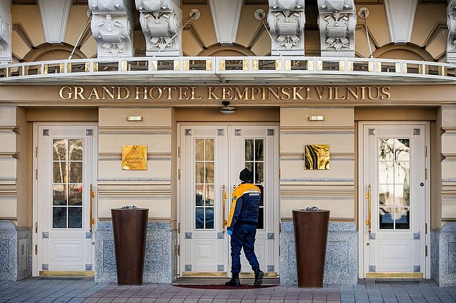 Viešbučiai ir restoranai surengė „paskutinę verslo vakarienę“: prašo leisti dirbti nuo balandžio 15-osios