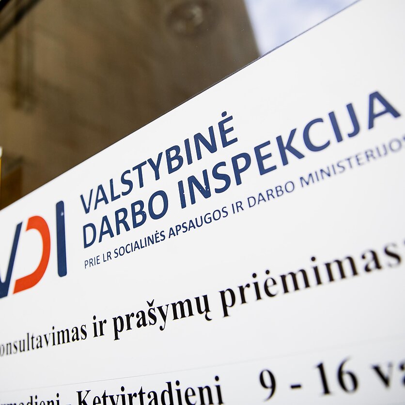 E. Blažio / LRT nuotr., Radijo byla. Kada neapykantos kalba virsta nusikaltimu? Daugelyje darboviečių jau sudarinėjami atostogų grafikai. Kas žinotina apie kasmetinių atostogų suteikimą