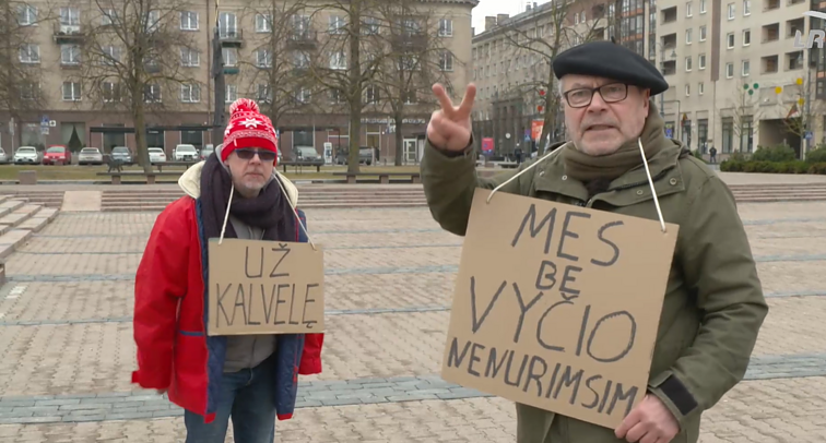 Dviračio žinios. Ginčai dėl Seimo fontano: turi būti Vyčio ar kalvelės formos?
