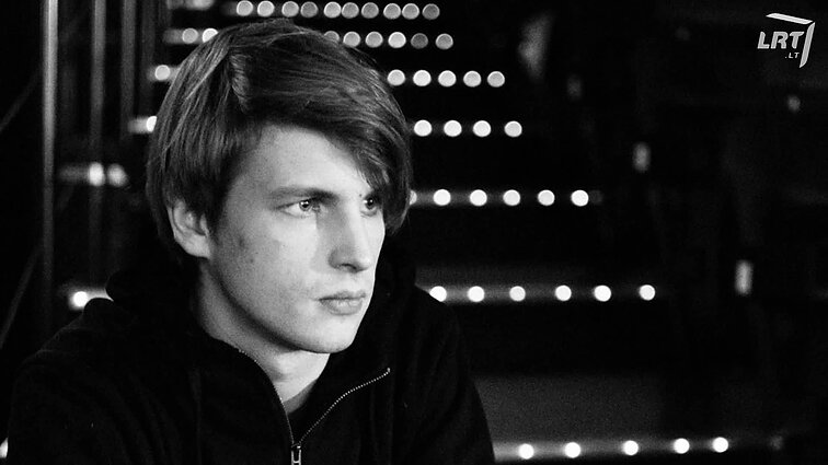 Dominykas Digimas – „Oscillations“. Atlieka vokalinis ansamblis „Melos“