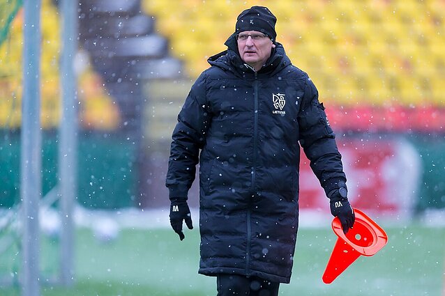 Sportas. Orai. Lietuvos futbolo rinktinė susirinko į pirmąją treniruotę prieš pasaulio čempionato atrankos kovas