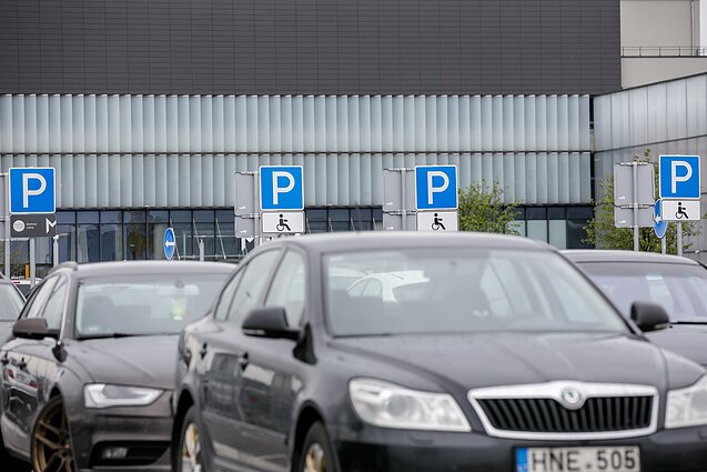 Automobilių parkavimas Automobilių parkavimas