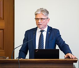 Erlandas Mikėnas Erlandas Mikėnas