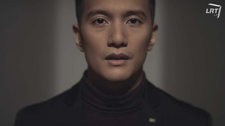 Eurovizija 2021. Austrija. Vincent Bueno – „Amen“