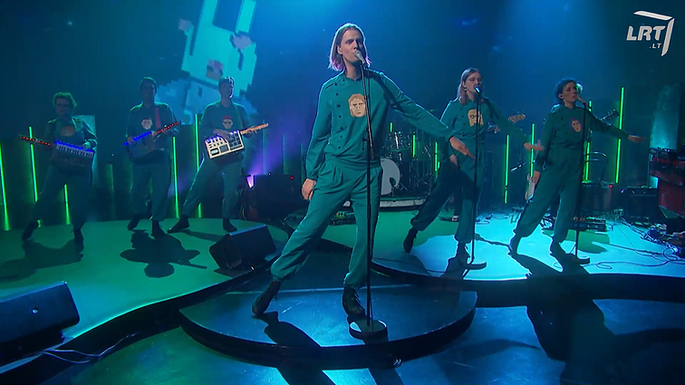 Eurovizija 2021. Islandija. Daði Freyras & Gagnamagnið – „10 Years“