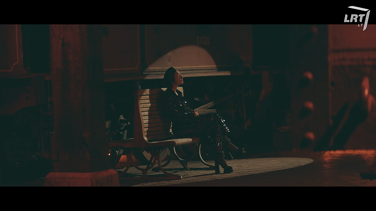 Eurovizija 2021. Prancūzija. Barbara Pravi – „Voilà“