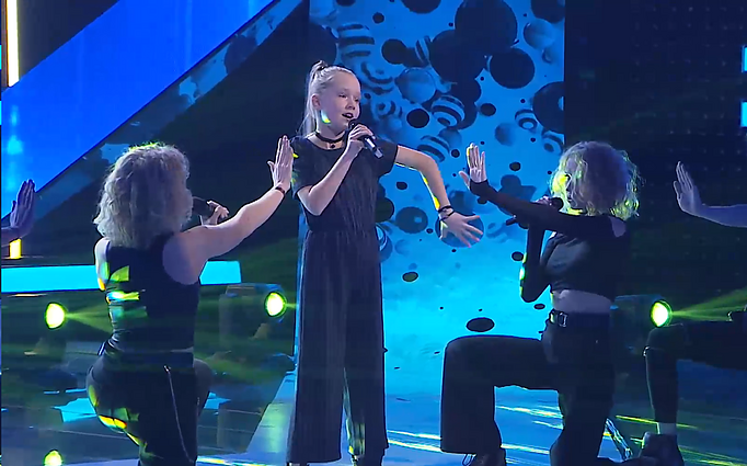 Dainuok su manim VII laida. Rusnė Savickaitė ir „Baltos varnos“ – „Nenorim būt po vieną“