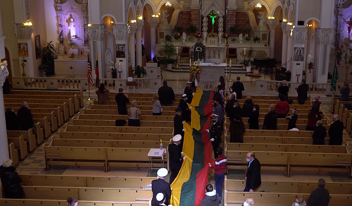 Širdyje lietuvis. Alytiškiai Lietuvoje ir pasaulyje, JAV lietuvių bendruomenės jubiliejus, grįžusios šeimos laimė ir lietuvės menininkės paroda